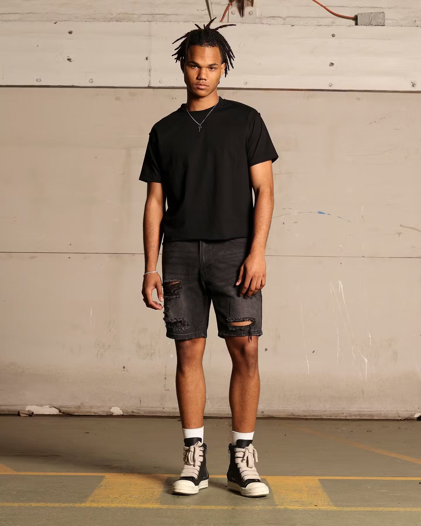 Saint Morta Destroyer Distressed Shorts Vintage Black